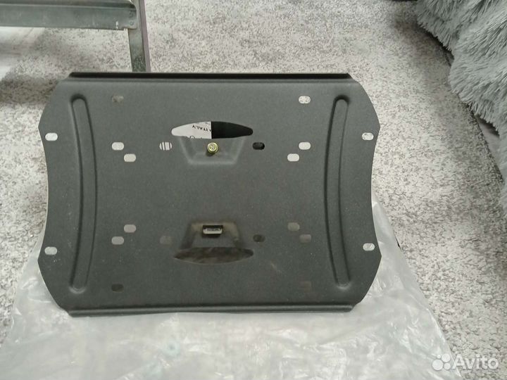 Кронштейн для телевизора