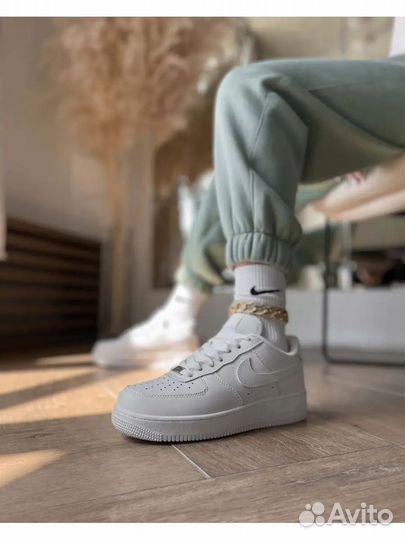 Кроссовки Nike Air Force 1