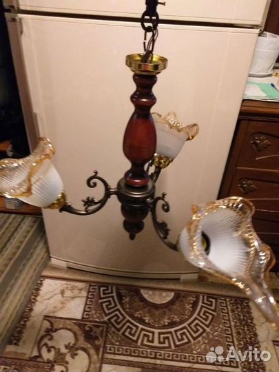 Люстра и бра