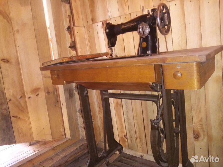 Швейная машинка ножная бу