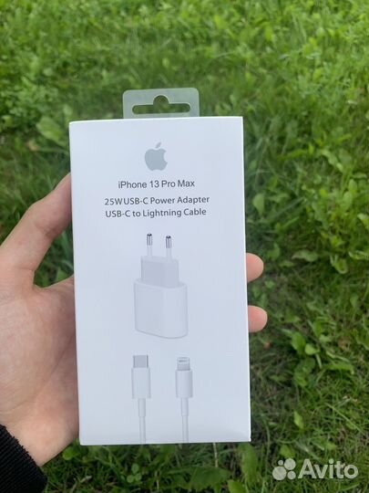 Зарядное устройство на iPhone 25w