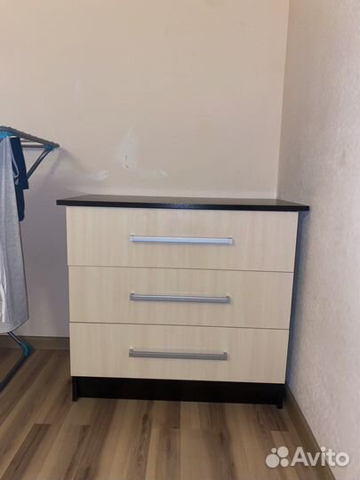 Тумба прикроватная