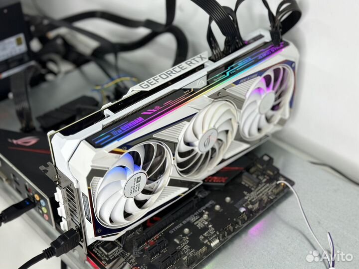 Видеокарта asus ROG strix RTX 3080 gundam Edition