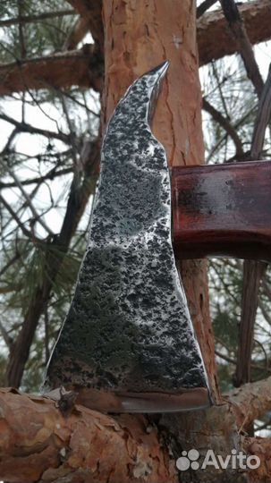 Топор пожарного