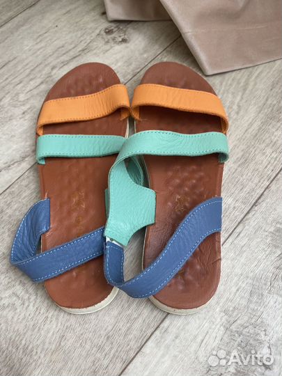Сандалии