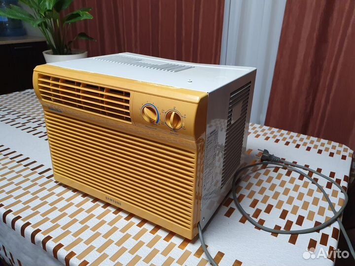 Оконный кондиционер бу