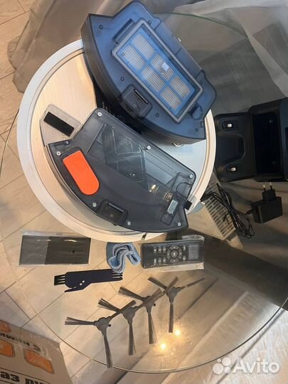 Робот пылесос polaris