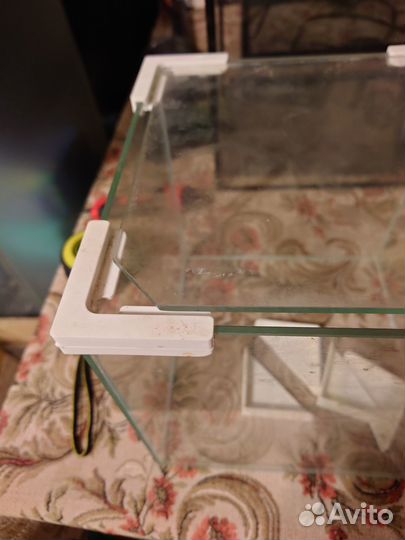 Аквариумы, фон 3D, светильники, фильтры, помпы