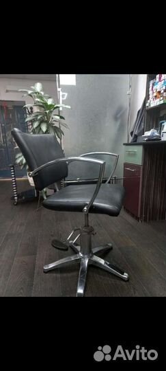Парикмахерской кресло