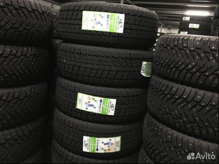 LingLong Green-Max Winter Ice I-15 205/50 R17 93T