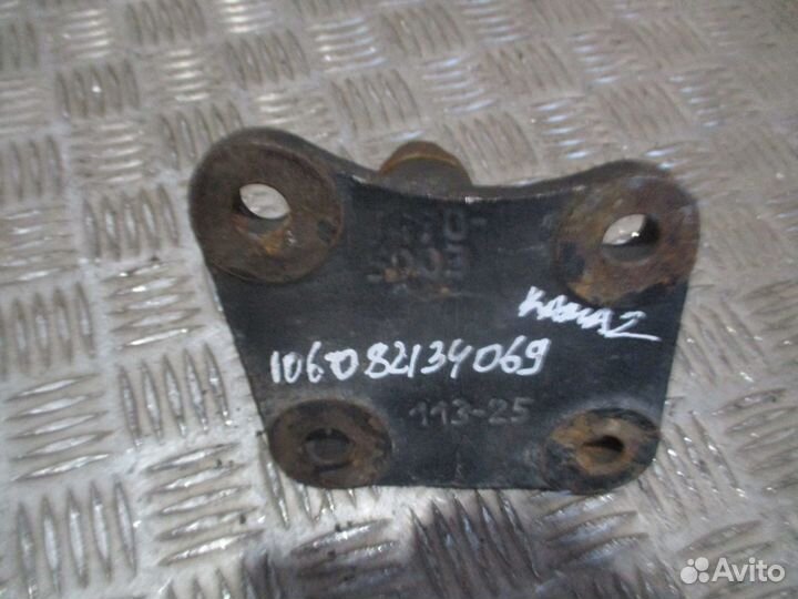 Кронштейн цилиндра подъема кабины KAMAZ 5490500311