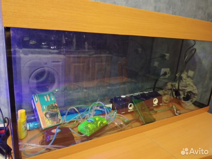 Аквариум 200 литров и всё что к нему прилагается