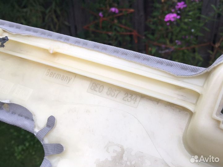 Накладка декоративная стойки А правая A4 B7