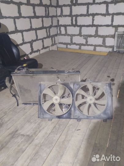 Радиатор на toyota camry 40