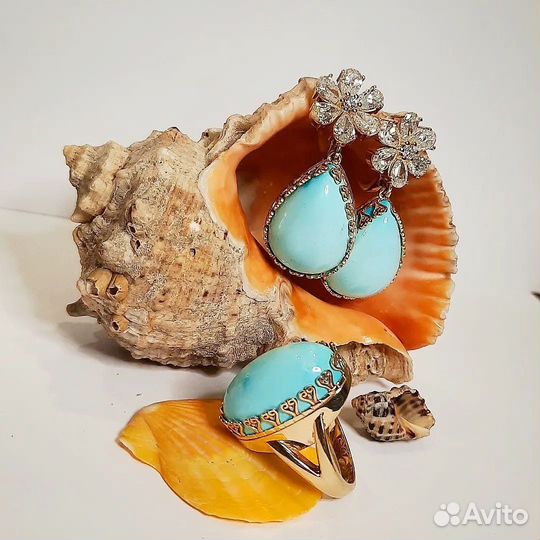 Комплект из бирюзы и бриллиантов