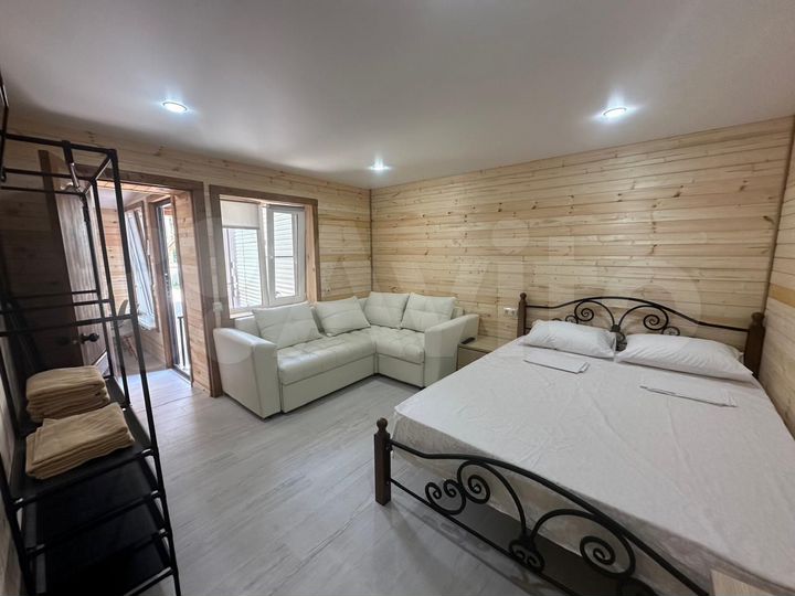 Дом 40 м² на участке 3 сот.