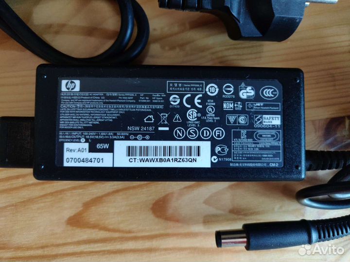 Блок питания HP 65W