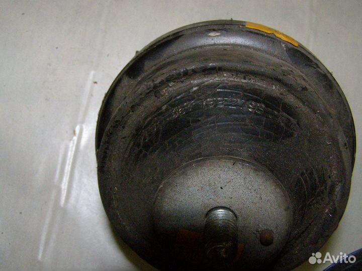 Подушка двигателя VW Гольф (Golf) 2, Пассат