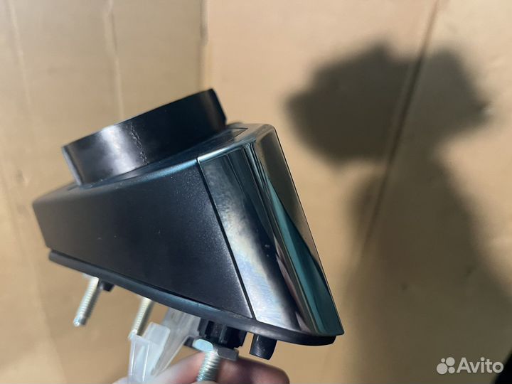 Ножка крепление левого зеркала Lexus NX