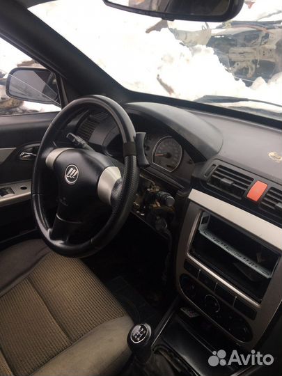 Торпедо Lifan Breez