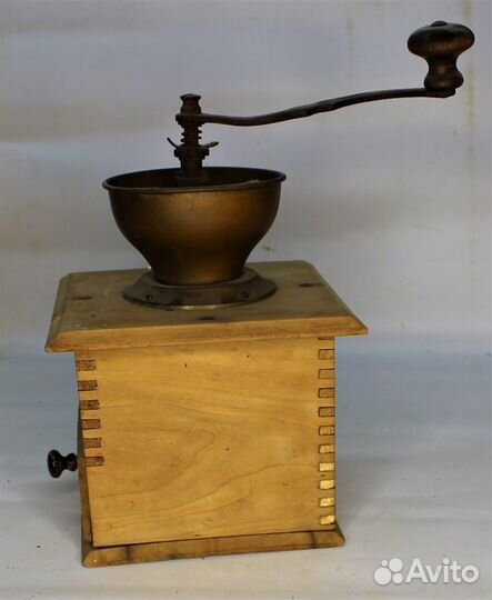 Кофемолка Leinbrock's Ideal D. R. G. M.1920-х год*