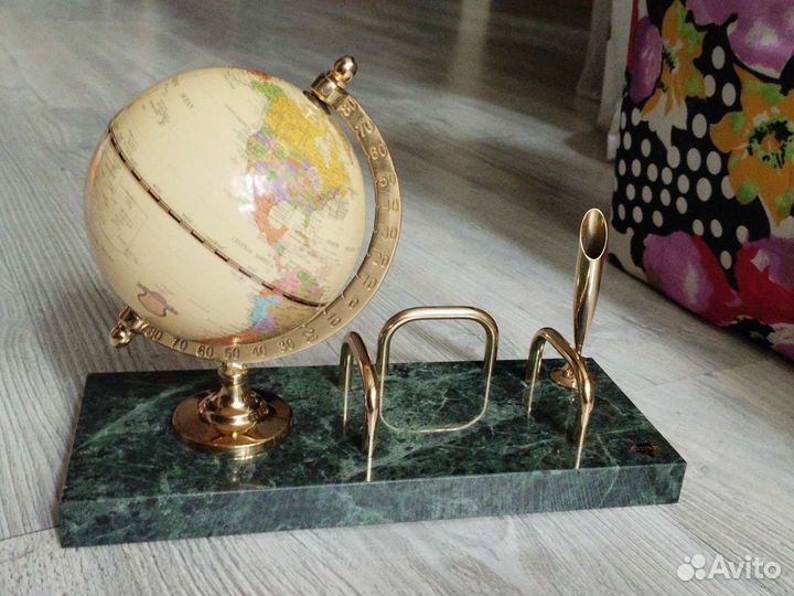 Настольный прибор Protege