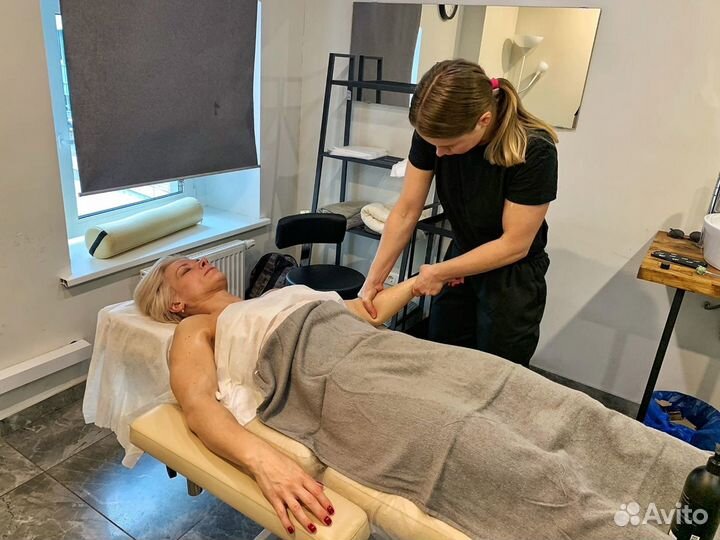 Качественный массаж сильными руками от спортсменки