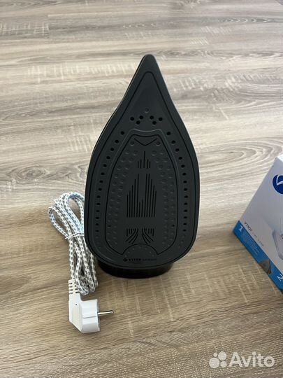 Утюг vitek