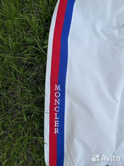 Ветровка Moncler