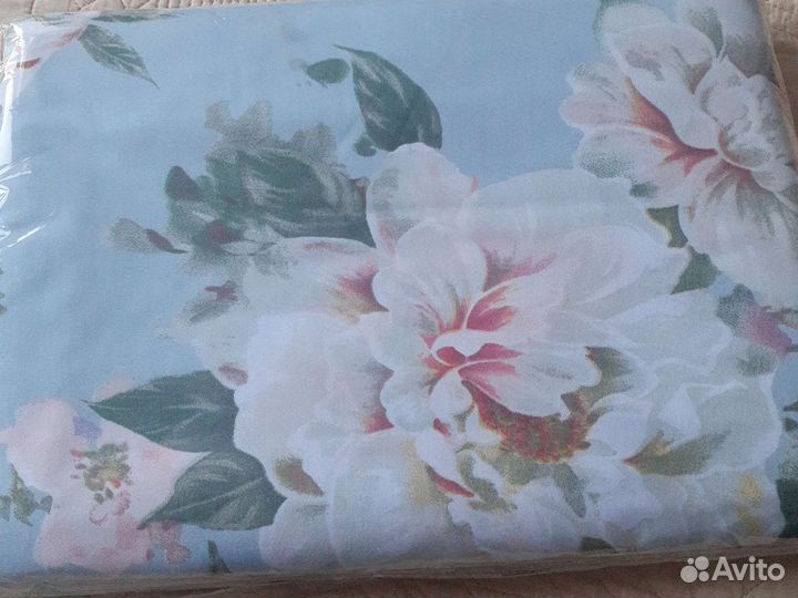 Постельное белье 1.5 спальное новое