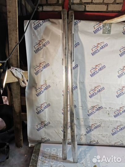 Левый рейлинг Volkswagen Touareg 2008Г