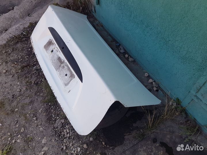 Крышка багажника chewrolet lanos