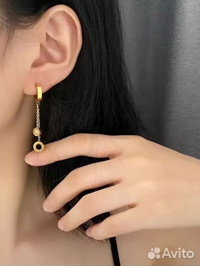 Серьги в стиле Bvlgari