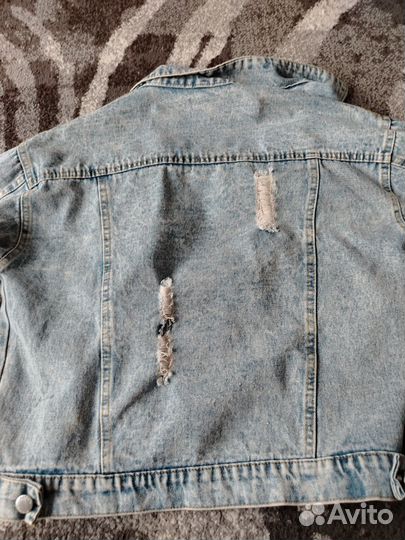 Джинсовая куртка