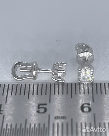 Золотые серьги пусеты с бриллиантами 0.40 Ct