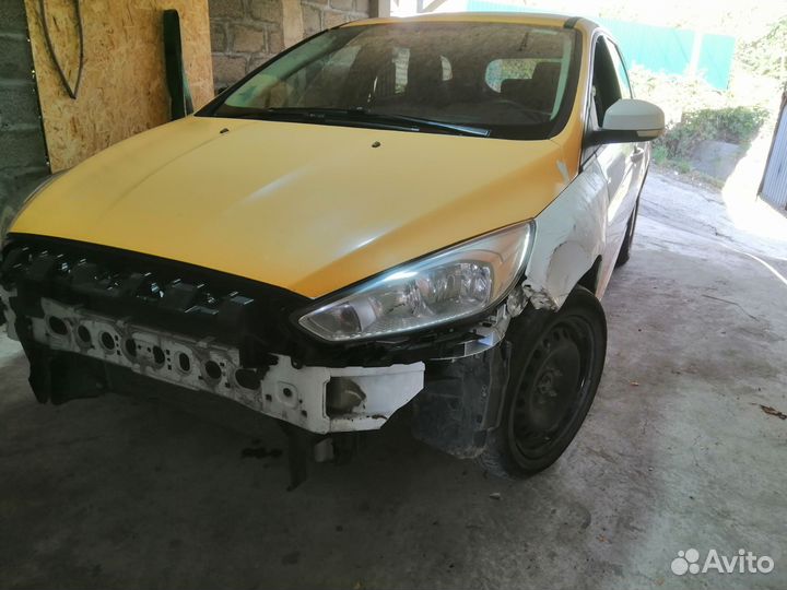 Ford Focus 1.6 МТ, 2018, 267 000 км