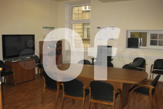 Сдам офисное помещение, 305 м²