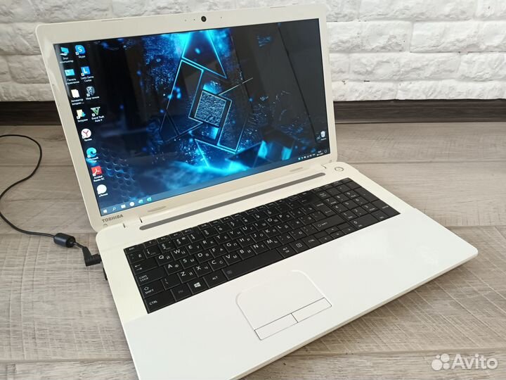 Toshiba Satellite /i5/6Gb/2Gb/SSD+HDD