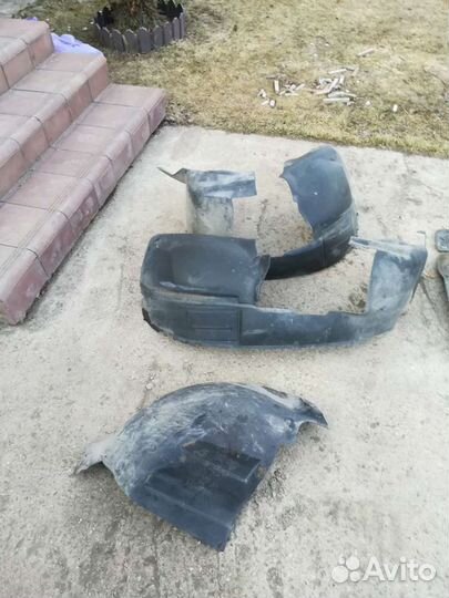 Подкрылки, локеры Додж караван, крайслер вояджер