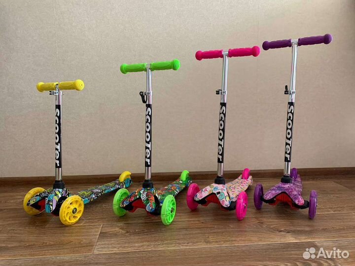 Самокат детский трехколесный