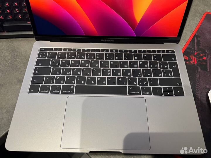Ноутбук Apple MacBook Pro 13 A1708