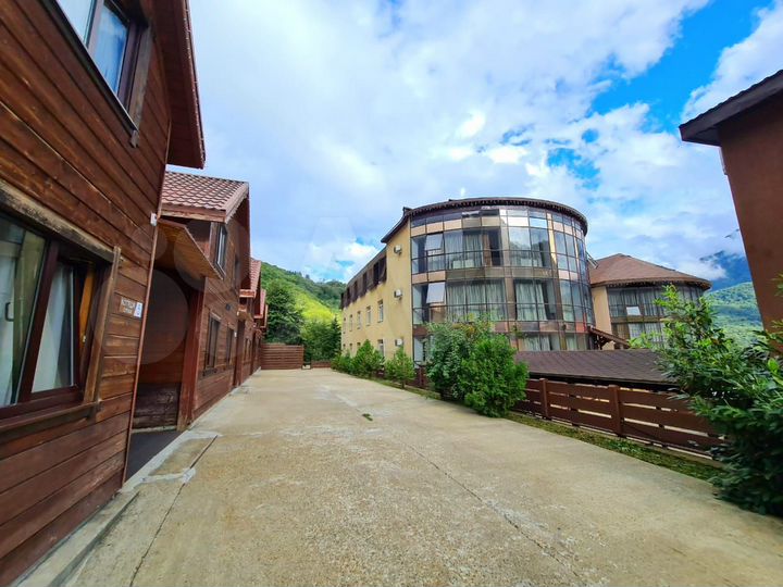 Гостиница, 4000 м²