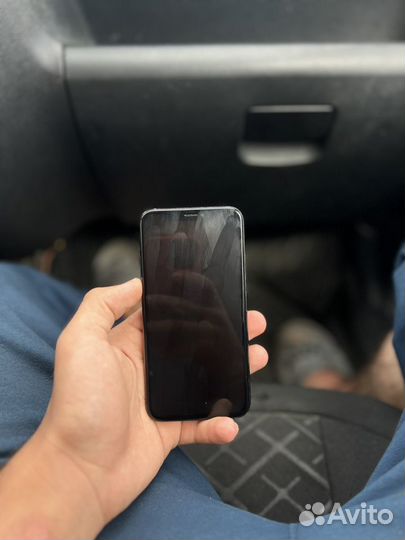 iPhone X, 256 ГБ