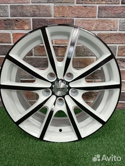 Литые диски R15 5x105