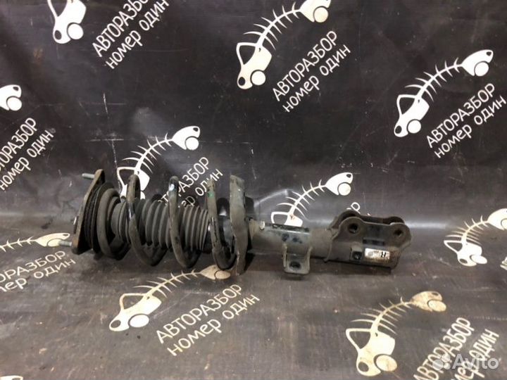 Стойка подвески передняя правая Kia Soul 1.6 G4FD