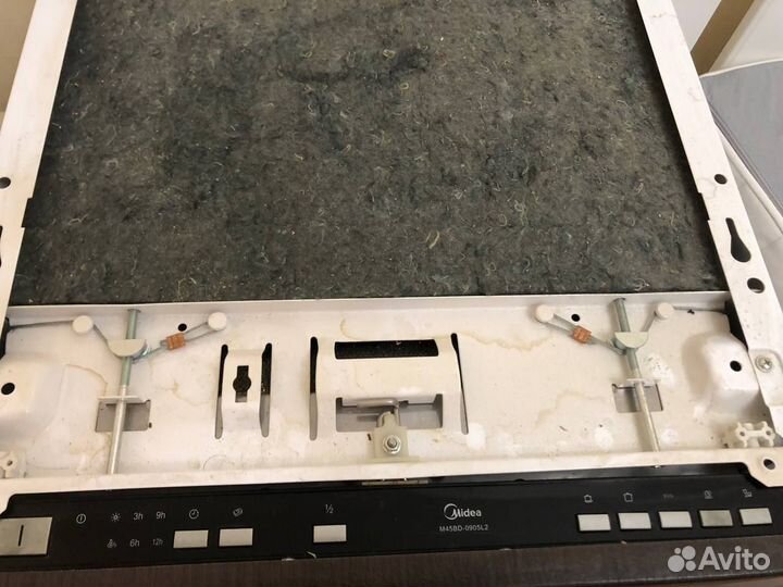 Посудомоечная машина Midea M45BD-0905L2