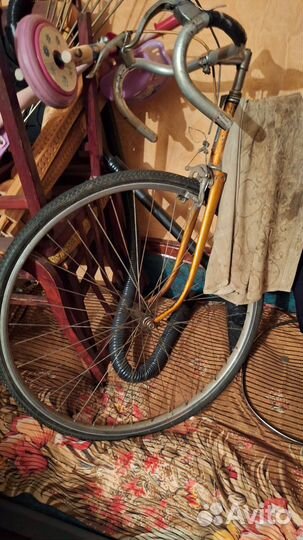 Велосипед гоночный. Спортивный. С багажником