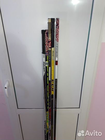 Клюшки хоккейные левый хват