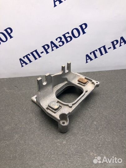 Кронштейн опоры кпп Renault Kaptur