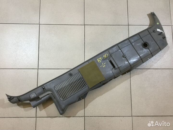 Обшивка стойки задней левая Мазда BT-50 06-12г